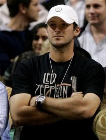 I may have cropped *someone* out of this picture. But Ill never tell who.