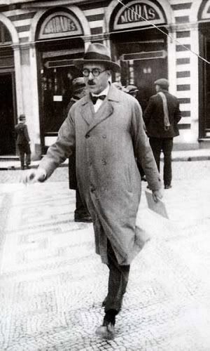 Photo Sharing and Video Hosting at Photobucket