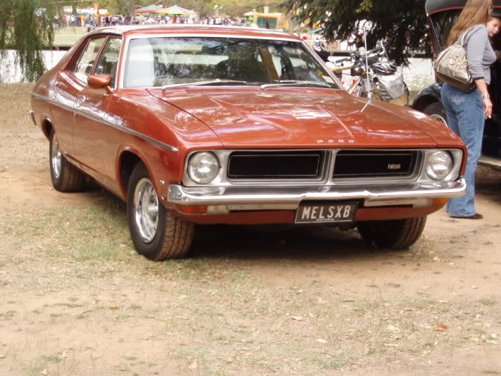 Xb Falcon 500